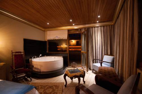 Blue Tuana Suite to istanbul airport transfer