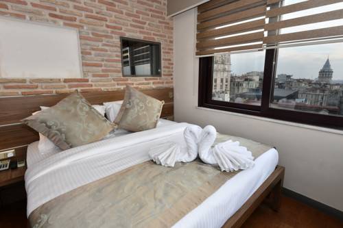 The Pera Hotel to istanbul airport transfer