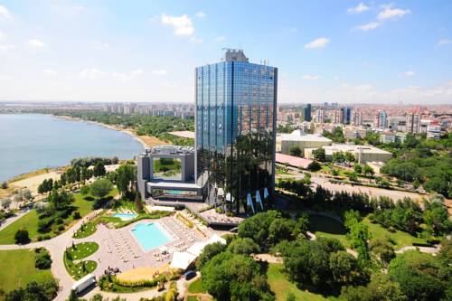Sheraton Istanbul Atakoy Hotel to istanbul airport transfer