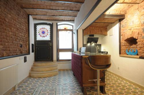 Casa1899 to istanbul airport transfer