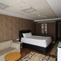 Balkan Konukevi to istanbul airport transfer