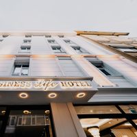 Business Life Hotel to istanbul airport transfer