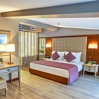 Renata Boutique Hotel to istanbul airport transfer