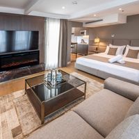 Valente Suites Hotel to istanbul airport transfer